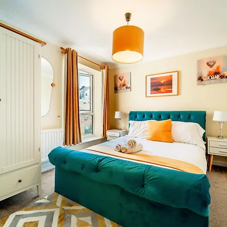 Luxury Riverview 2Bed Apt- 5 Mins From Excel London, Canary Wharf, 02 Arena - Free Parking - Playstation 4 Provided Extérieur photo