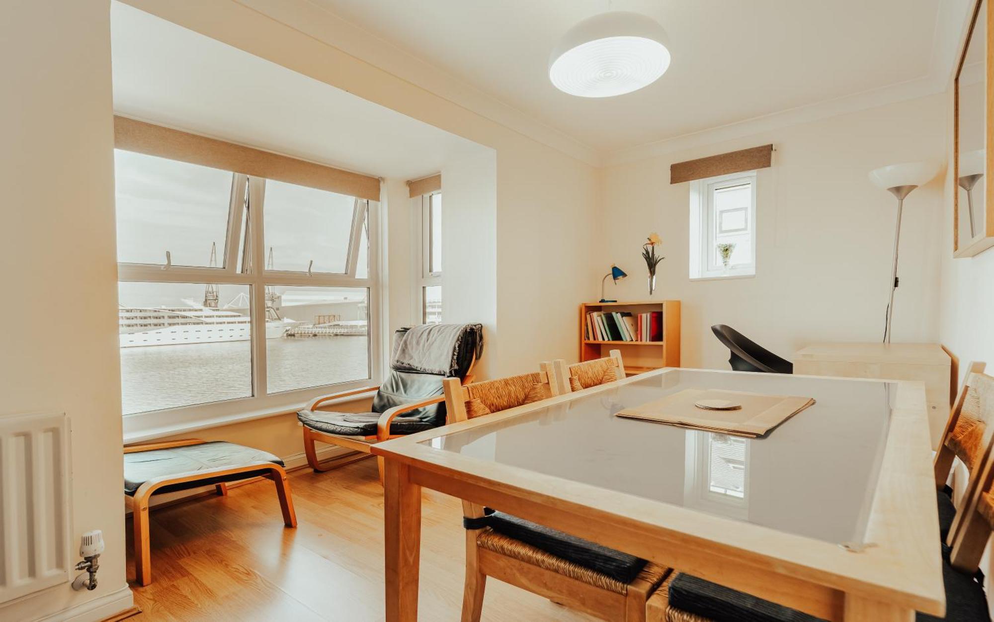 Appartement Luxury Riverview 2bed Apt- 5 Mins From Excel London, Canary Wharf, 02 Arena - Free Parking - Playstation 4 Provided Londres